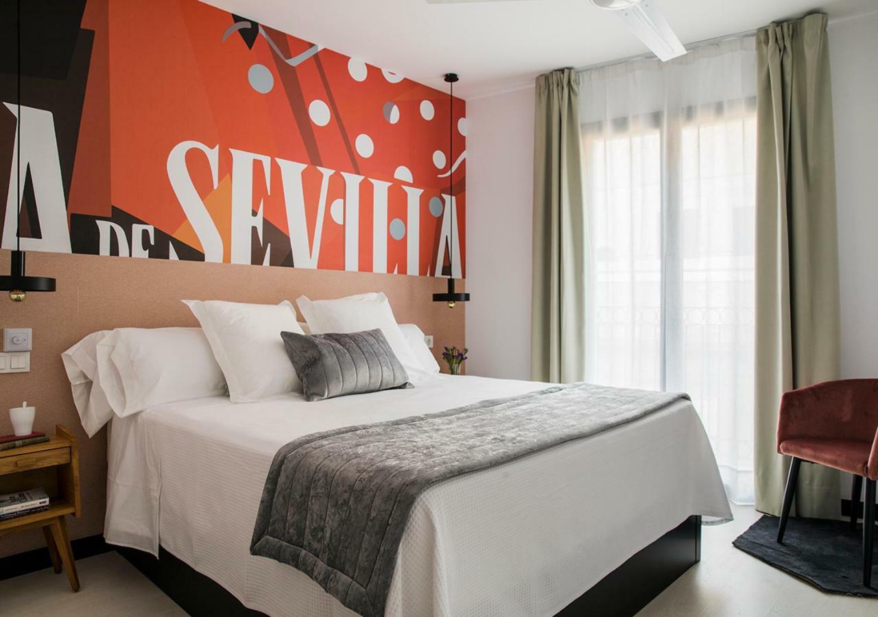 Feria Pool & Luxury Apartment Севиля Екстериор снимка