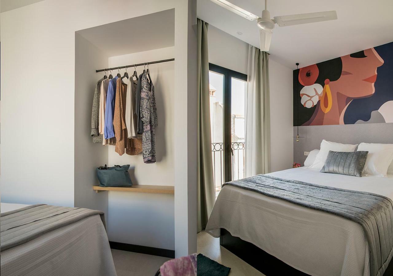 Feria Pool & Luxury Apartment Севиля Екстериор снимка